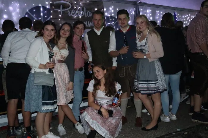 Wo sonst trifft man so viele Gäste in Tracht in der Disco, als bei einer LJ-Veranstaltung.