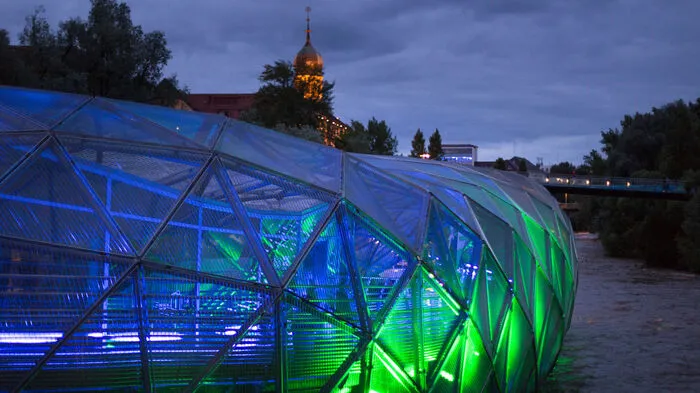 Das springfestival 2018 ist eröffnet - los ging es mitten in der Mur ...