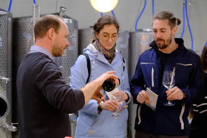 Der persönliche Kontakt zu den Winzerinnen und Winzern verlieh der Veranstaltung einen besonderen Charme.