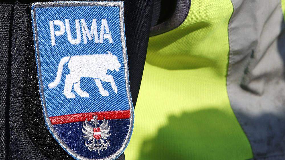 Fahnder der Gruppe &quot;Puma&quot; stoppten den Tiroler Pkw