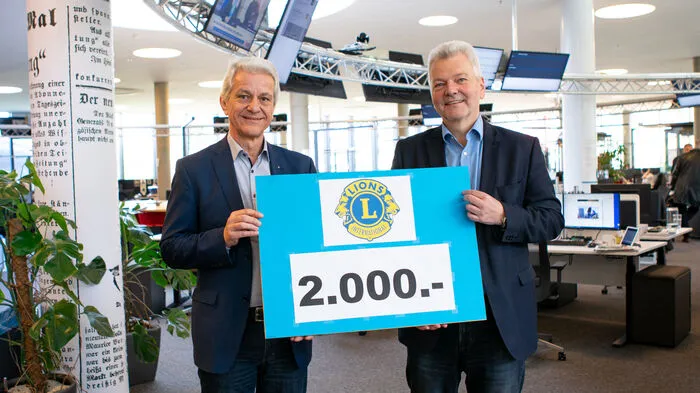 2000 Euro kommen vom Lions Club: Wolfgang Eisbacher mit Bernd Olbrich