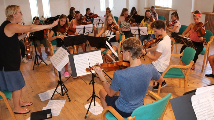 Gemeinsames Musizieren wird in der Musikwerkstatt groß geschrieben.