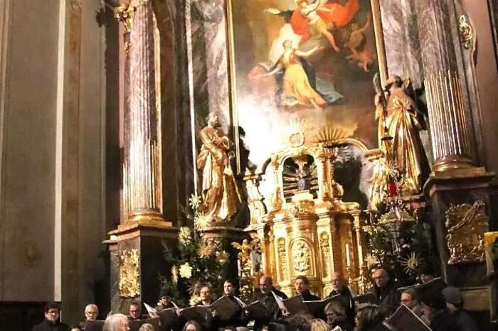 Klicken sie sich durch das 75. Weihnachtskonzert der Sing- und Spielgruppe Köflach