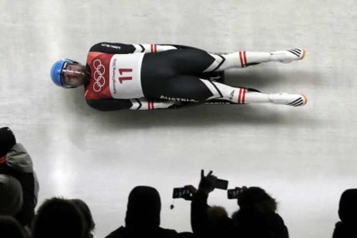 Sein starkter letzter Lauf war der Grundstein zum Sieg. Der Tiroler profitierte aber auch von den Fehlern der Konkurrenz im Finish.