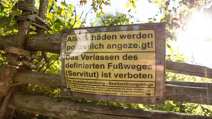 Auch wenn man beim Parken unterhalb des Kulmgipfels aufpassen muss - sonst wird es teuer - ist der Gipfel zugänglich.