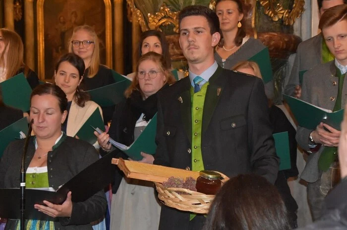 Es war die dritte Folge von Chorkonzerten der Landjugend Steiermark. Damit ist auch die diesjährige Chorkonzertserie abgeschlossen, sagte Landesobmann David Knapp bei der Begrüßung der vielen Besucher.