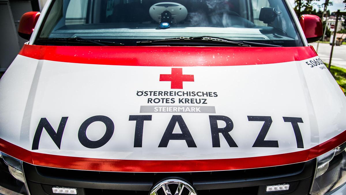 Die Frau wurde bei dem Unfall schwer verletzt