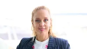 Copyright: Starpix / A. Tuma, 08.03.2025 Wien ,    Lilian KLEBOW , Portrait,  "Hurra wir lesen noch..." - MQ Female Empowerment Buchclub anlässlich des Internationalen Frauentages 