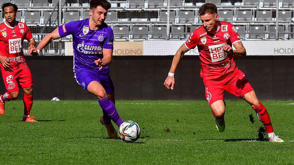 Der GAK (rechts: Slobodan Mihajlovic) spielte gegen die Young Violets 0:0