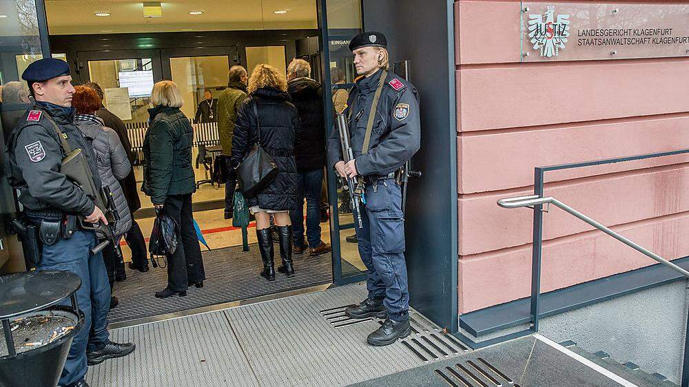 Strenge Sicherheitsvorkehrungen am Landesgericht Klagenfurt