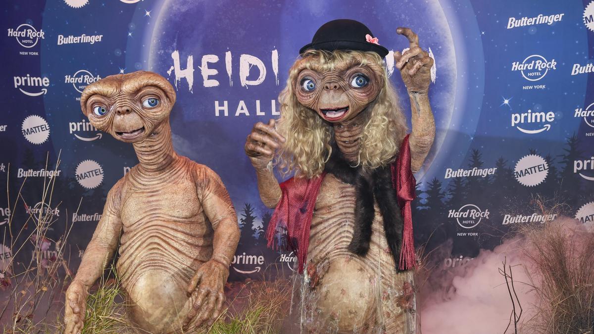 Tom Kaulitz und Heidi Klum als Herr und Frau E.T.