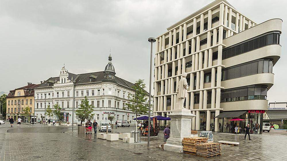 Der neu gepflasterte Hans-Gasser-Platz in Villach