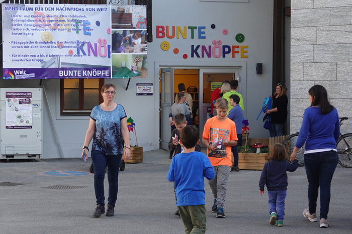 ... der Kindergarten "Bunte Knöpfe" ...