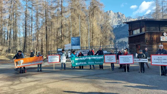 In Cortina wurde gegen den geplanten Neubau protestiert