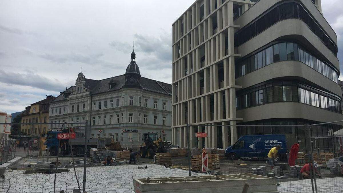 Die Bauarbeiten am Hans Gasser Platz schreiten zügig voran