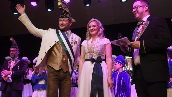 Erstmals ein Prinzenpaar beim Faschingsklub Feldkirchen, präsentiert vom Präsidenten Peter Kowal jun.