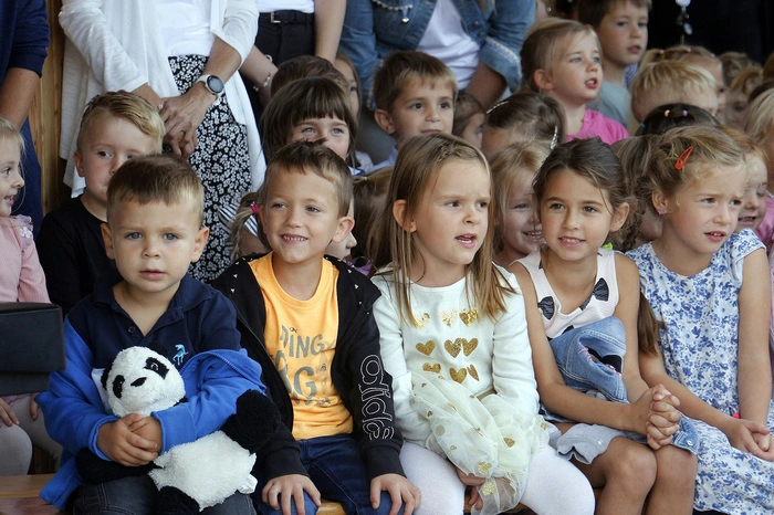 ...für 119 Kinder feierlich seiner Bestimmung übergeben.