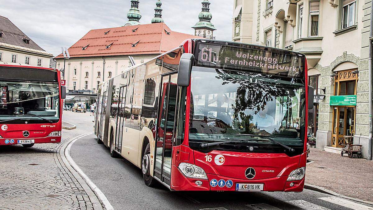 Am Heiligengeistplatz wird es  für den Bus der Linie 61 künftig keinen Aufenthalt mehr geben