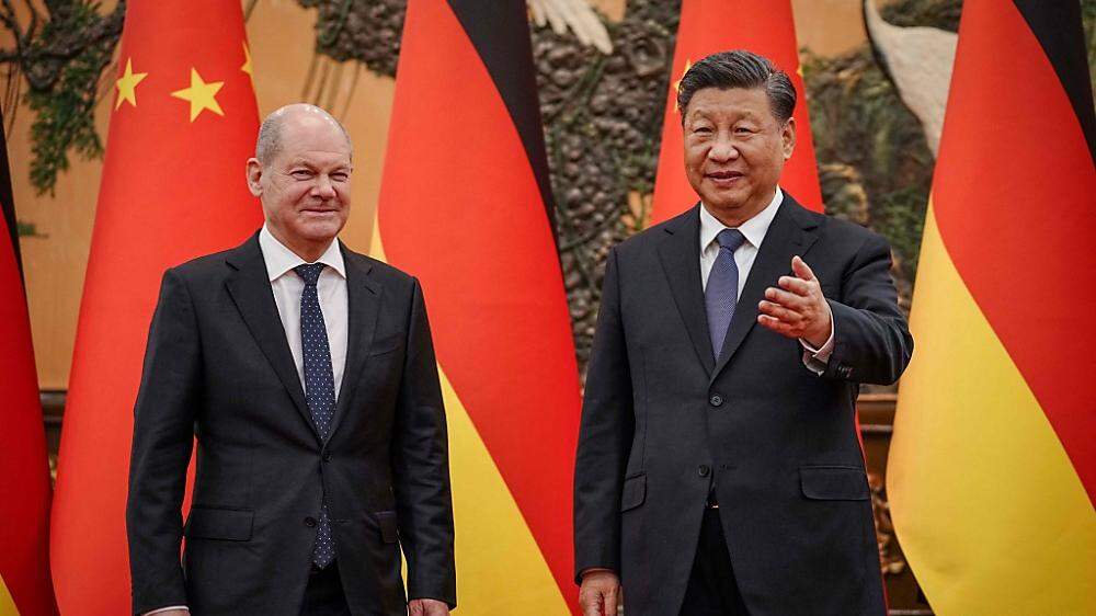 Der deutsche Kanzler Scholz ist derzeit in China. Chinas Staats- und Parteichef Xi Jinping will die Zusammenarbeit verstärken