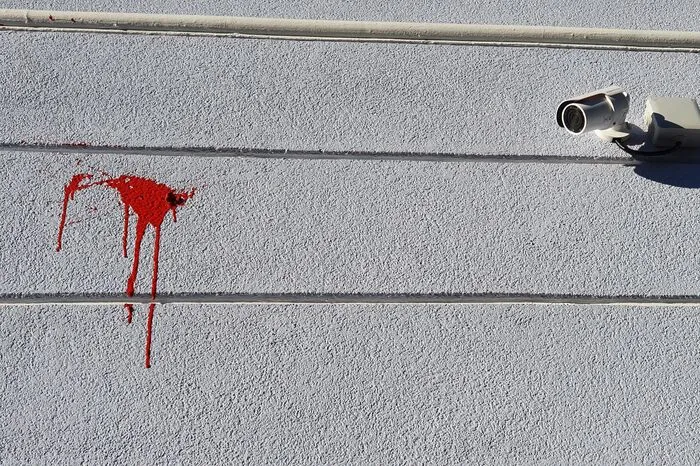 Trotz Überwachungskameras sind die Täter bisher unbekannt.