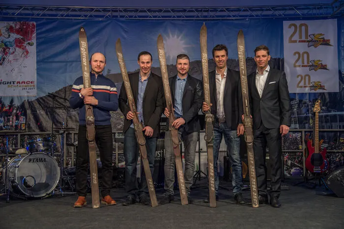 ... zu diesem Jubiläum wurdendie ehemaligen Sieger geehrt: Alexander Khoroshilov, Manfred Pranger, Reinfried Herbst, Mario Matt - und Vierfach-Sieger Benjamin Raich.