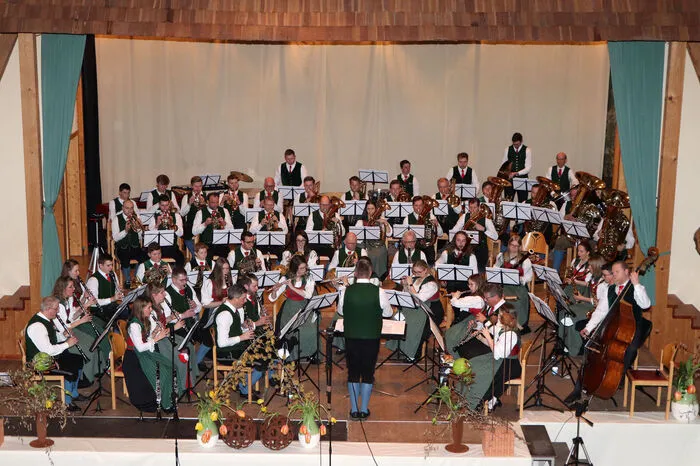 Die Trachtenkapelle Ebene Reichenau feierte ihr 90-Jahr-Jubiläum.
