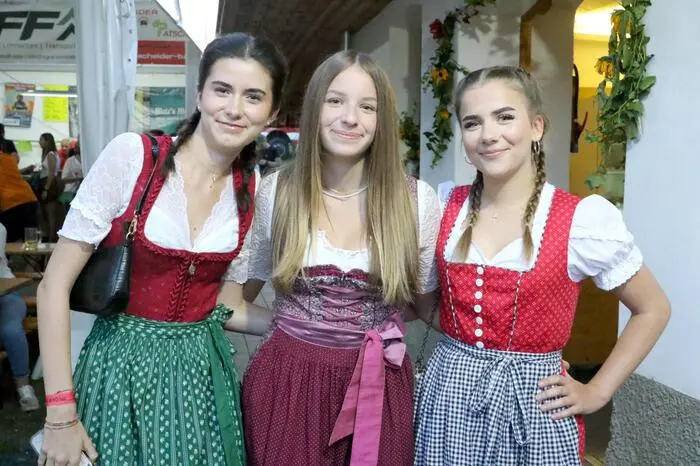Übrigens: Ein Video vom rauschenden Fest gibt es auf Facebook Kleine Zeitung St. Veit/Feldkirchen zu sehen! Klicken Sie sich durch die Fotogalerie! 