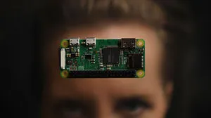 Wie intelligent ist Künstliche Intelligenz? Und wie unterscheidet sie sich von uns? Eine Doku auf 3sat geht der Frage nach 