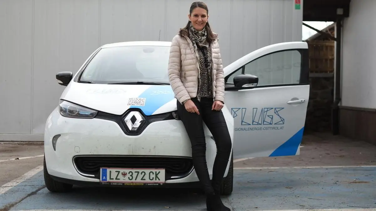 Nadine Stauder ist in der Regionalenergie für die Agenden des Flugs E-Carsharing zuständig