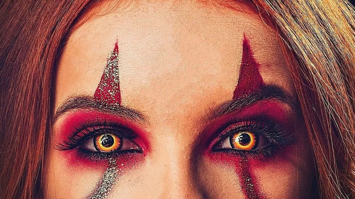 Motivlinsen, sorgen für Blut-Augen, Katzenpupillen, oder auch komplett weiße Augen.