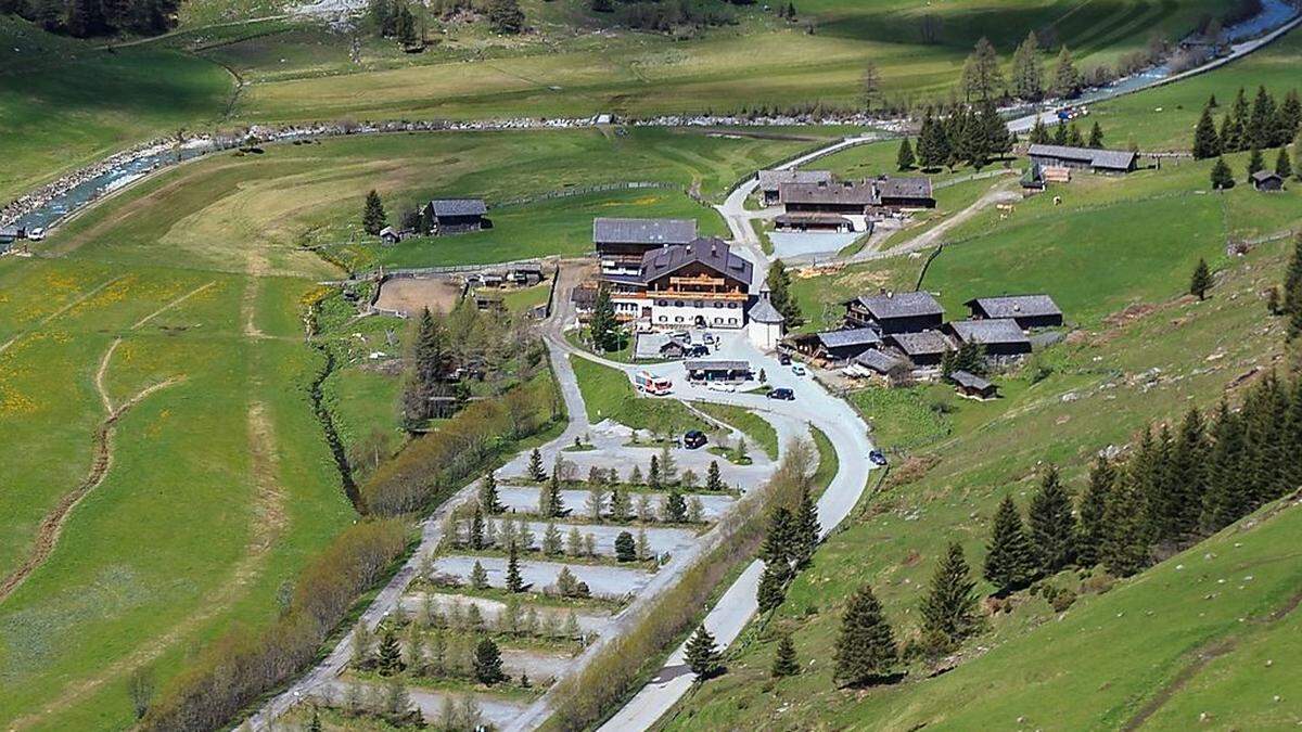 Die dezentrale Klär-anlage beim Tauernhaus muss 2017 in Betrieb sein, da sonst Darlehen nach dem Umweltförderungsgesetz verfallen