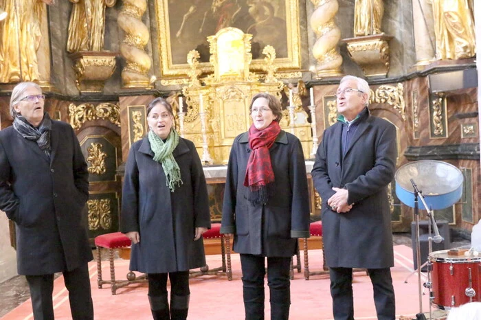 Grund des Massenandranges war das Konzert „Stille Zeit“ des Kärntner Viergesangs (Norbert Löcker, Alexandra Grönig, Hermelinde Dielacher, Peter Grönig, von links).  