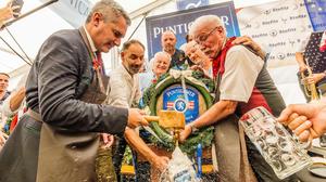 Bundeskanzler Karl Nehammer bei der Eröffnung des Bleiburger Wiesenmarkts 