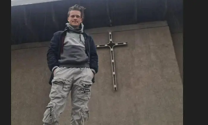 Tobias Kogler, 17, aus Lieboch TikTok-Name: pov.jesus Follower: 1300 