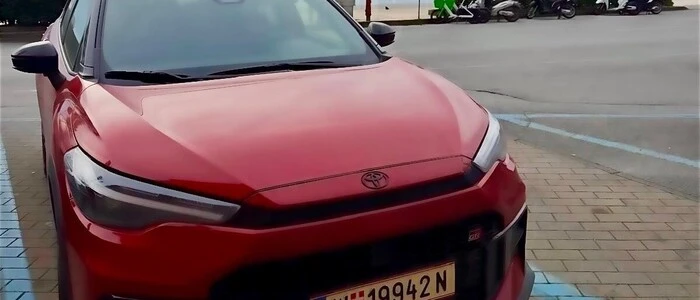 Unter Palmen und unter Schnee: Toyota Corolla Cross im Härtetest