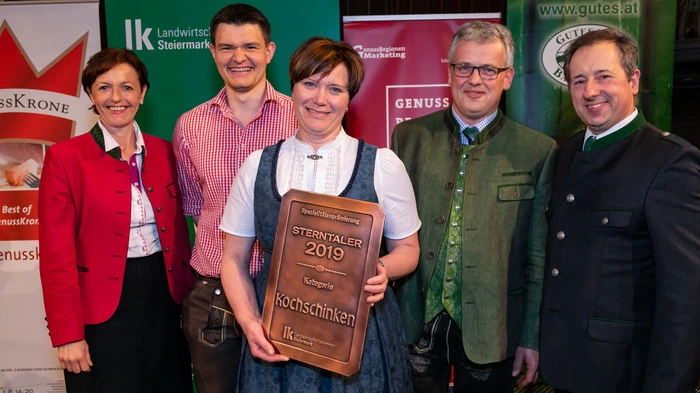 Nur die besten regionalen Produkte schafften es ins Finale zum GenussSalon in Graz. Am Montag wurden die Preisträger präsentiert. Hier die Gewinner zum Durchklicken!