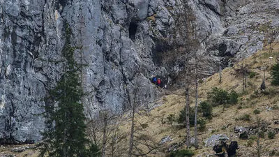 Der Eingang zum Höhlensystem
