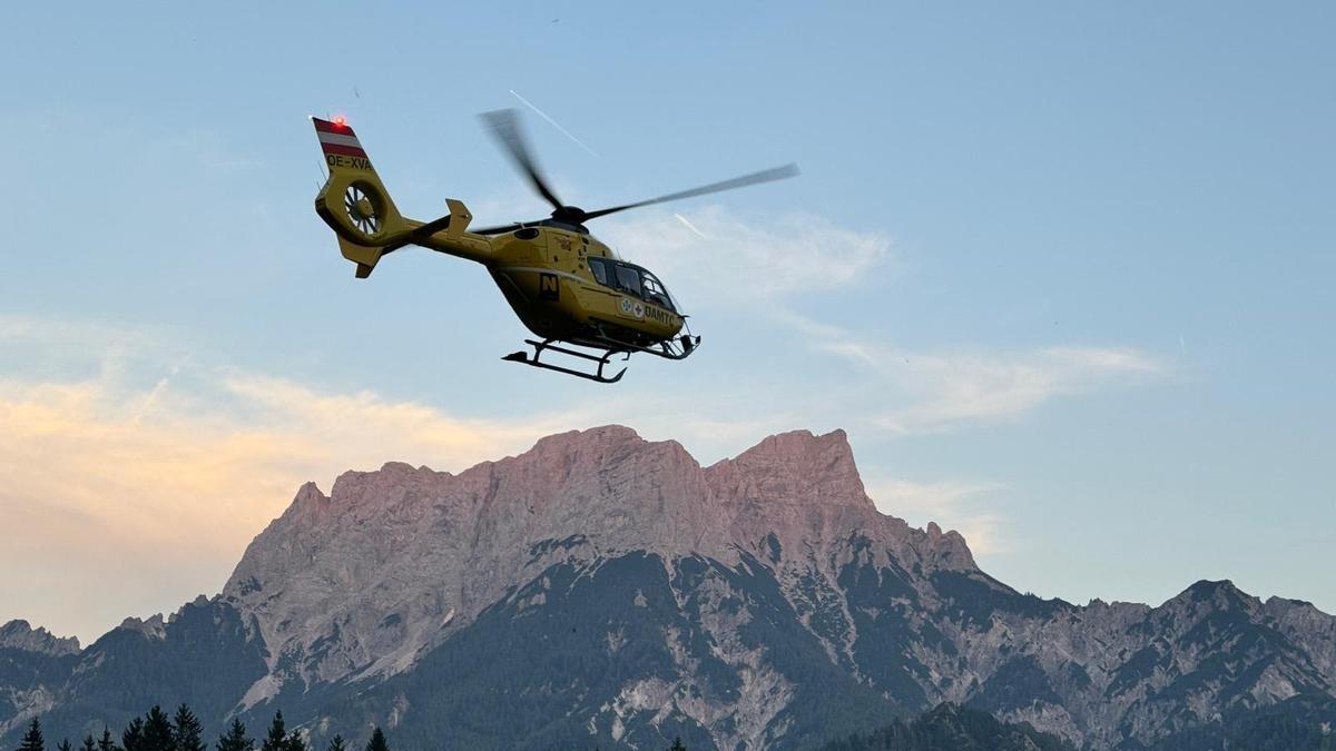 Mehrmals mussten Bergretter und Hubschrauberbesatzungen am Wochenende im Gesäuse ausrücken