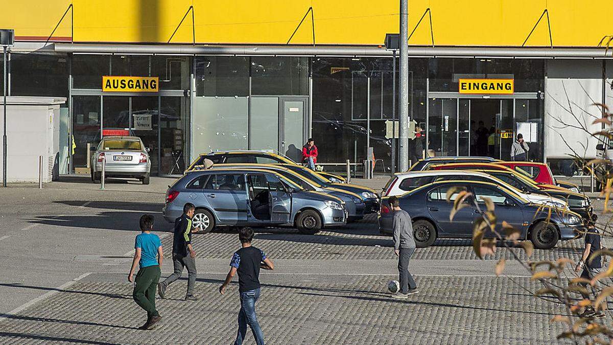 Die ehemalige Baumarkthalle in Leoben-Lerchenfeld wird seit 2015 immer wieder als Asylunterkunft genutzt