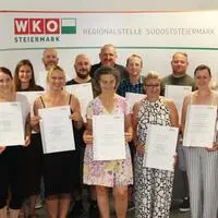 Von Edelmetallverarbeitung, Architektur und Einrichtung über Mobilfriseur bis hin zu Floristik – die Bereiche, in denen die 22 ausgezeichneten südoststeirischen Jungunternehmer tätig sind, sind vielfältig