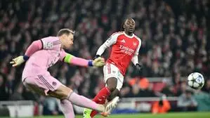 Manuel Neuer patzte in London