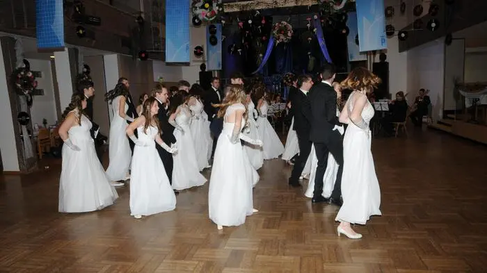 Am Faschingssamstag fand im Arbeiterheim der bereits 74. Ball der Katholischen Jugend Fohnsdorf statt.