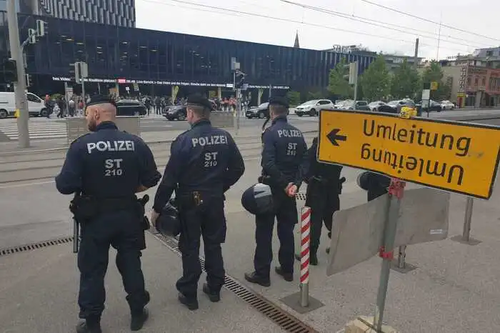 Impressionen vom Samstagvormittag in der Grazer Conrad-von-Hötzendorfstraße.