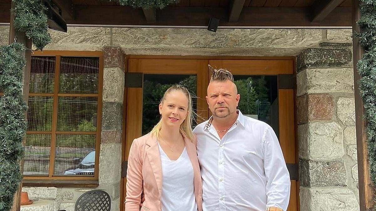 Monika Warmuth und Daniel Maly liefern die Pizza bis zur Grenze