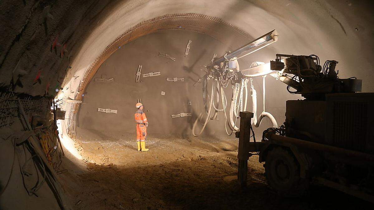 Bauarbeiten am Schnellstraßentunnel der S7 bei Rudersdorf (Archivbild)