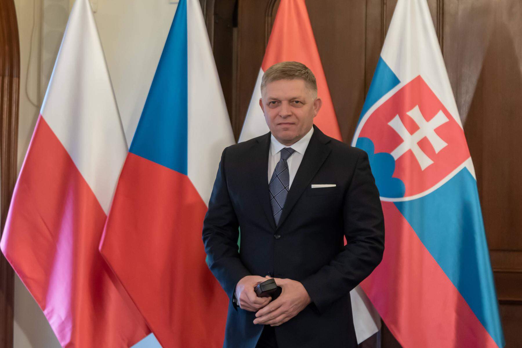 Zustand aber „weiter ernst“: Slowakischer Premier Fico ist nach Schussattacke außer Lebensgefahr