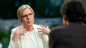 Leonore Gewessler, Bundessprecherin der Grünen, im Rahmen der ORF-Sommergespräche 2025 