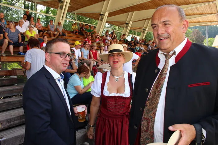 Auch Köflachs Bürgermeister Helmut Linhart kam zur Eröffnung