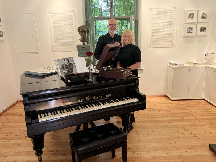 Manuela Krasnitzer and Dieter Riese at the House of Composition 