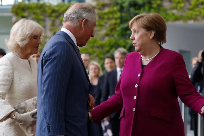 Die Unterhaltung schien sehr entspannt.
